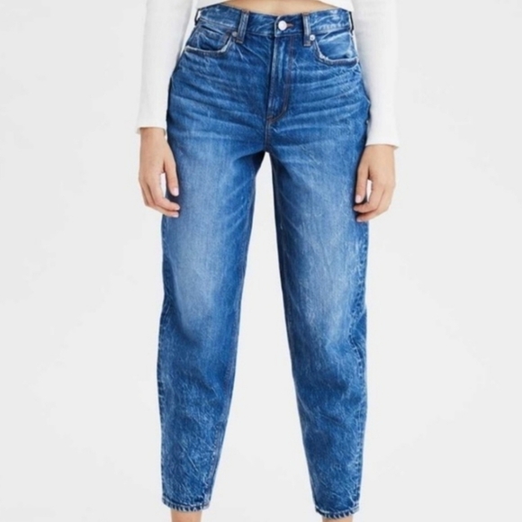 American Eagle High Rise Mom Jeans Size 6 High Rise Acid Wash Blue Medium Wash. - Picture 1 of 11